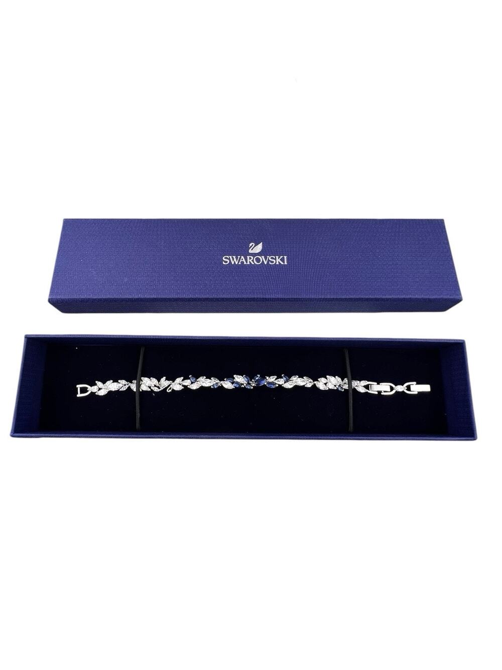 Swarovski Crystal 125th Anniversary Louison Bracelet Hidden Swan 5536548 6.5 7"